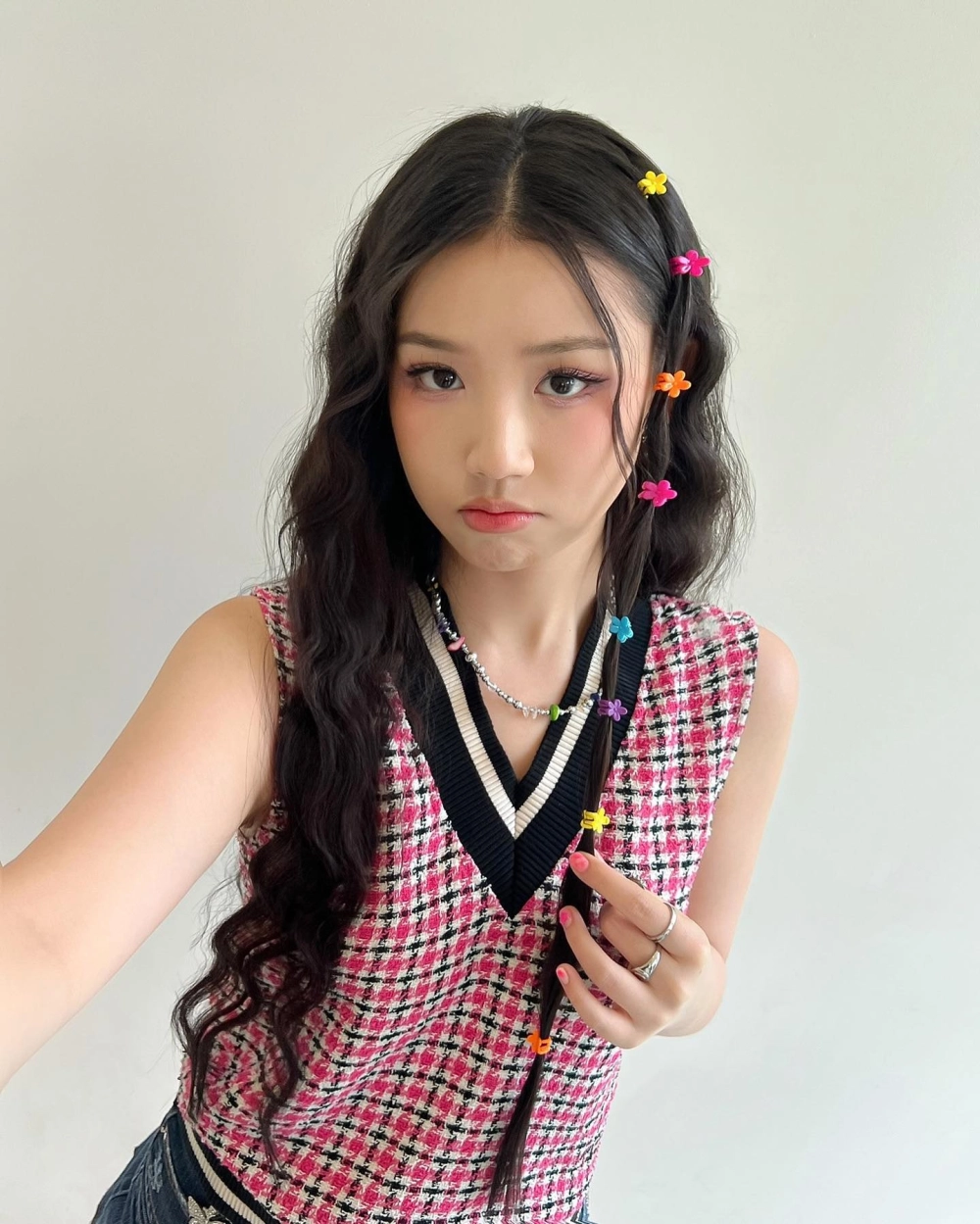 Hình ảnh gái 2k5 dễ thương miễn phí để tải và chia sẻ