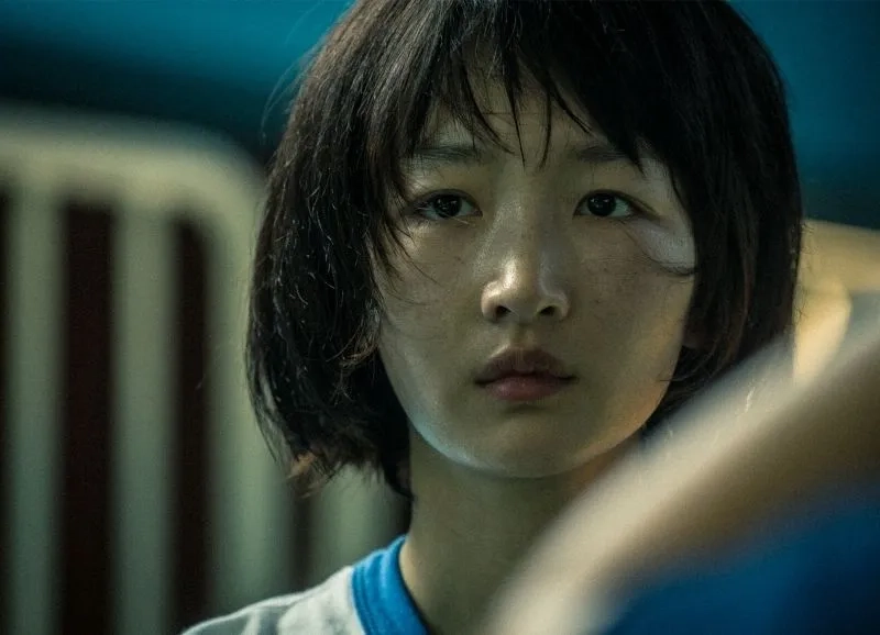 Ngắm hình ảnh buồn khóc cô đơn đầy cảm xúc