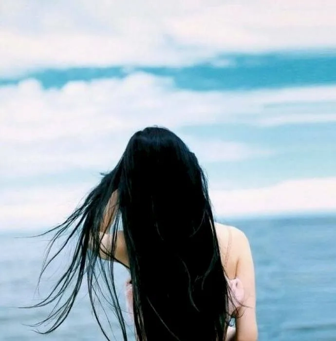 Ngắm nhìn hình ảnh chụp sau lưng nữ đẹp đầy nghệ thuật