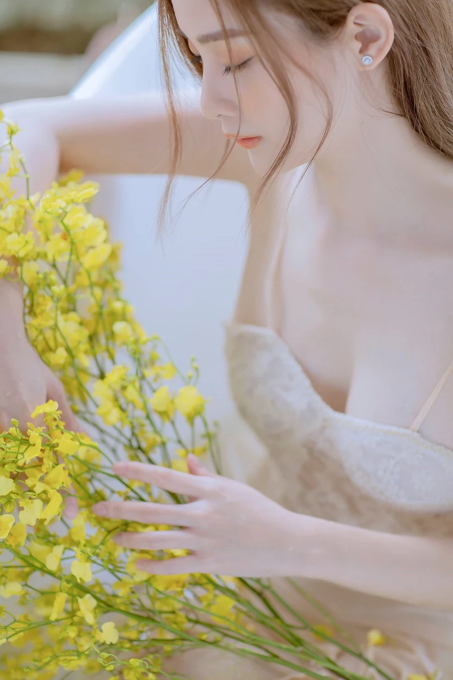 Top hot avatar ảnh gái k10 2025