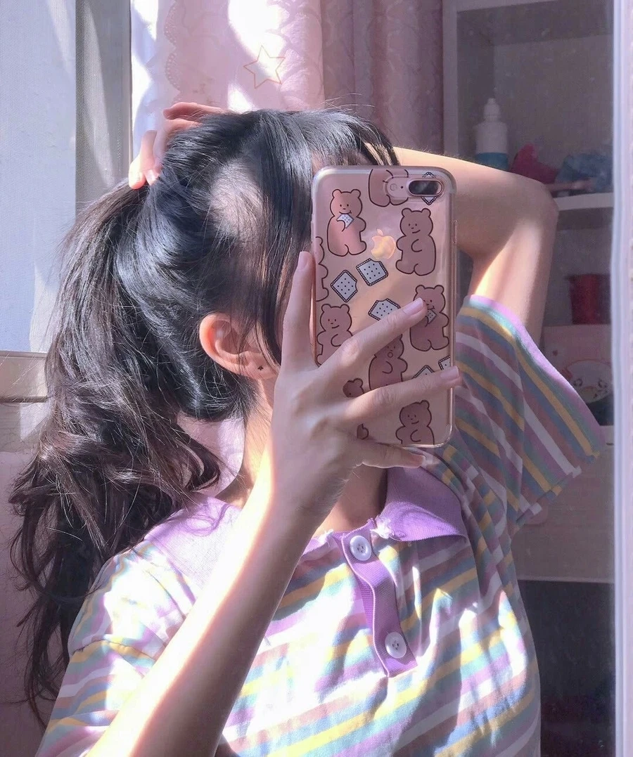 Chọn ngay ảnh gái xinh tóc ngang vai 2k4 che mặt cá tính nhất