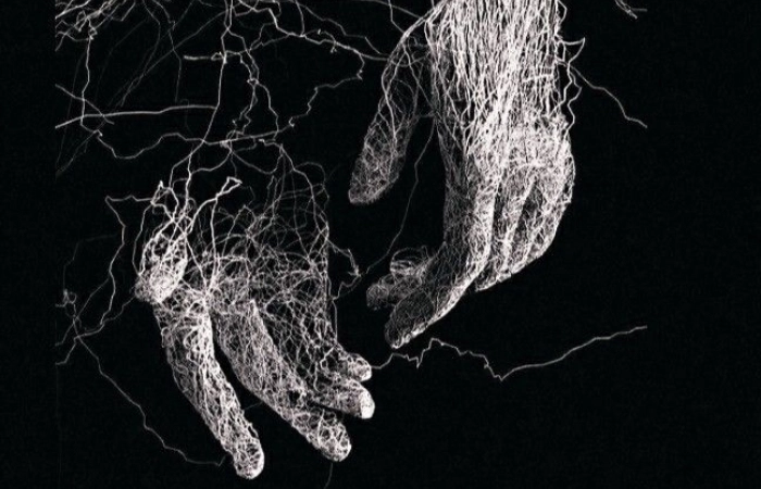 Chia sẻ nỗi niềm qua avatar nữ buồn