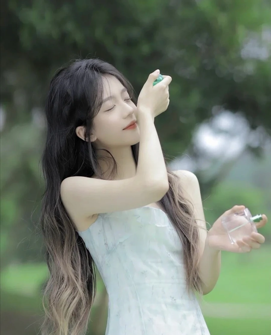 Đổi gió với hình nền gai cute siêu yêu