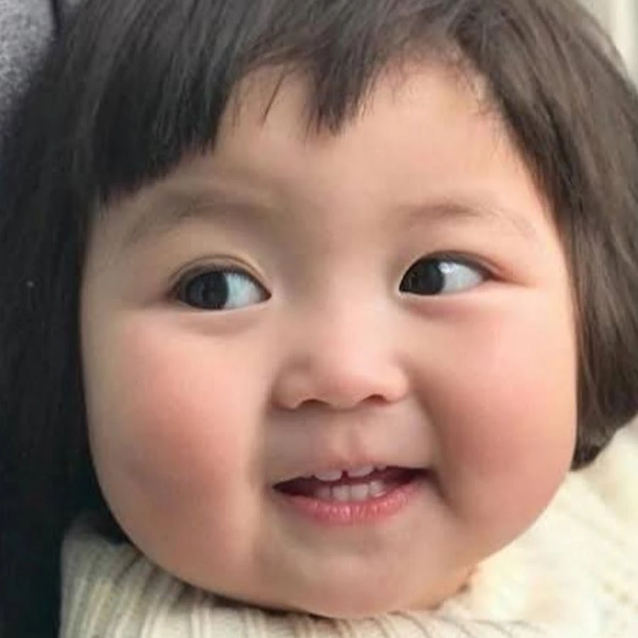 Tải ngay ảnh nền em bé dễ thương siêu xinh