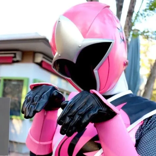 Tải ngay avatar siêu nhân siêu nhân hải tặc đỏ và hồng đẹp