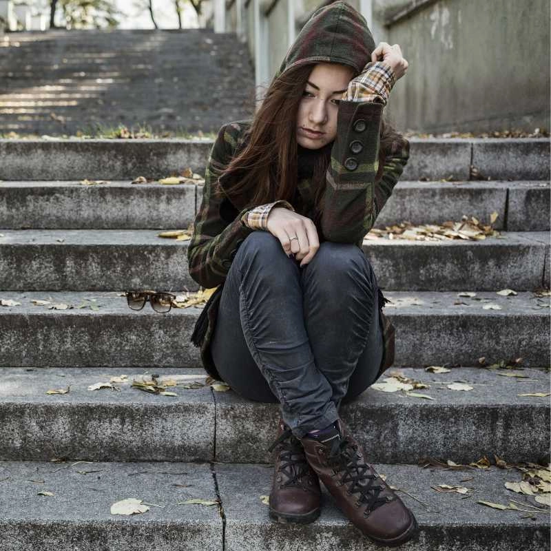 Tham khảo avatar tâm trạng buồn cực chất