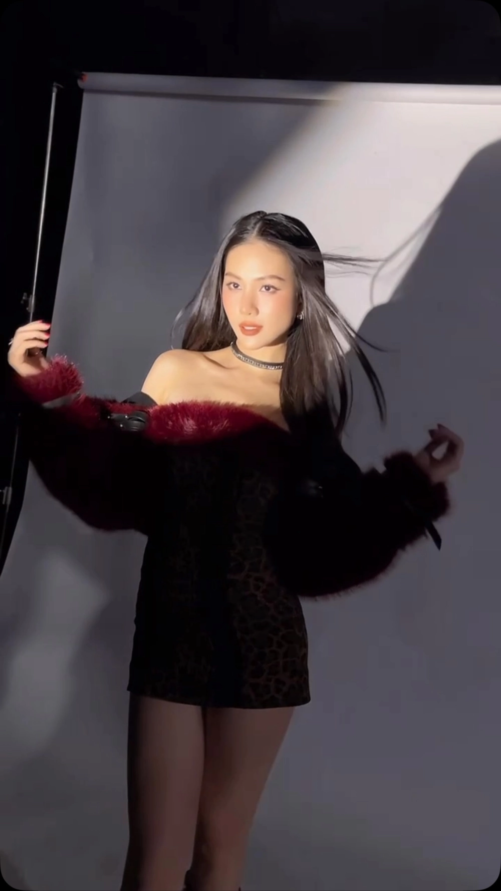 Vẻ đẹp thu hút mọi ánh nhìn của Quỳnh Hoa