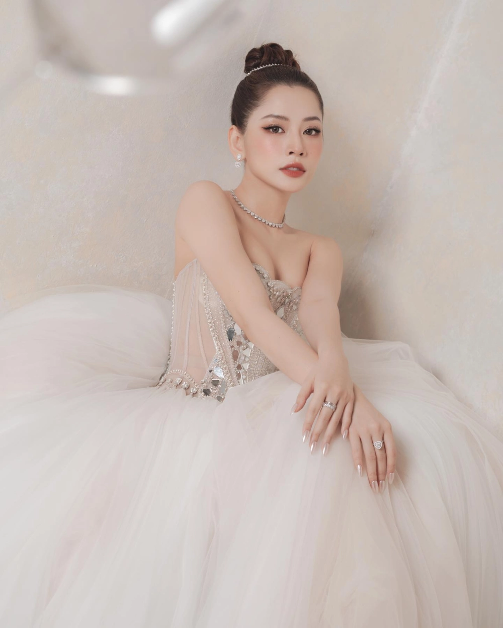 Tươi sáng rạng rỡ với bộ hinh gai xinh cute cực hot