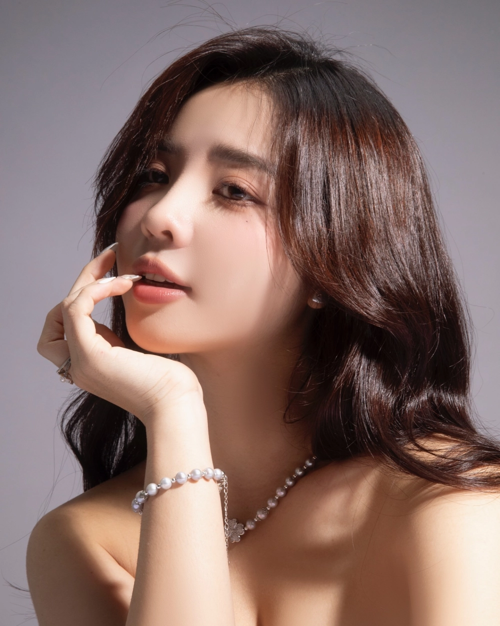 Thay áo mới với hình nền girl xinh 2k6 cho điện thoại