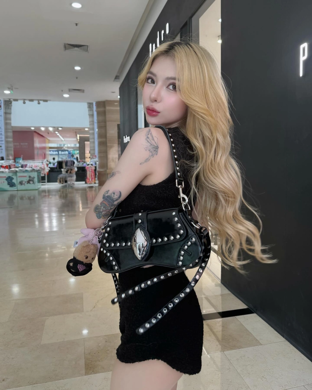 Visual thay đổi khiến ai cũng bàn về CiiN phẫu thuật thẩm mỹ