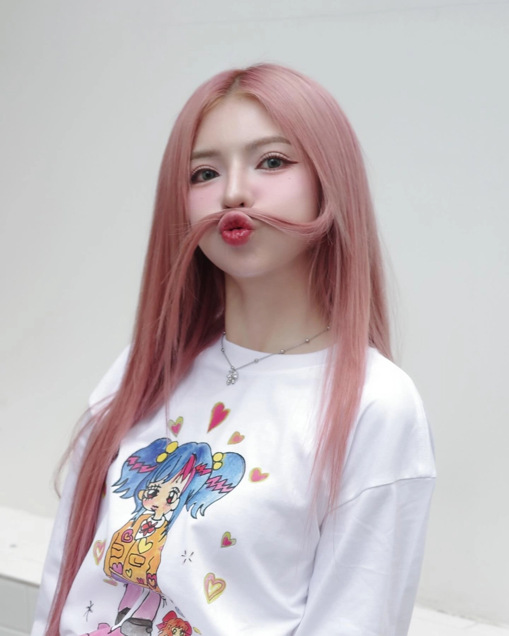 Biểu cảm cá tính gợi tò mò về CiiN cung gì