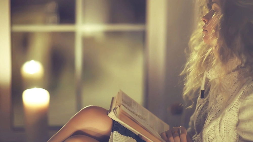 Nhói lòng cùng ảnh con gái buồn khóc