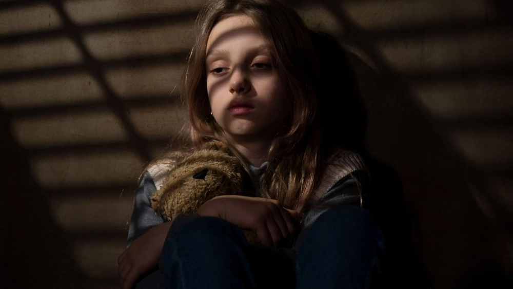 Bài viết chất cảm xúc cùng tâm trạng facebook ảnh cô gái buồn