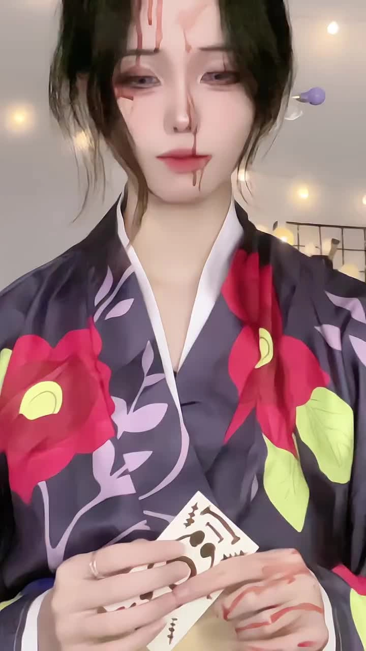 Cosplay anime Daki làm nổi bật vẻ đẹp huyền ảo