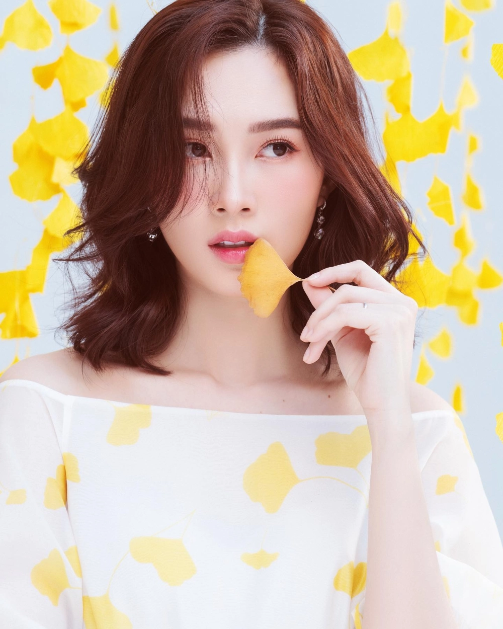 Tuyển chọn hình nền gái đẹp cho điện thoại android sắc nét