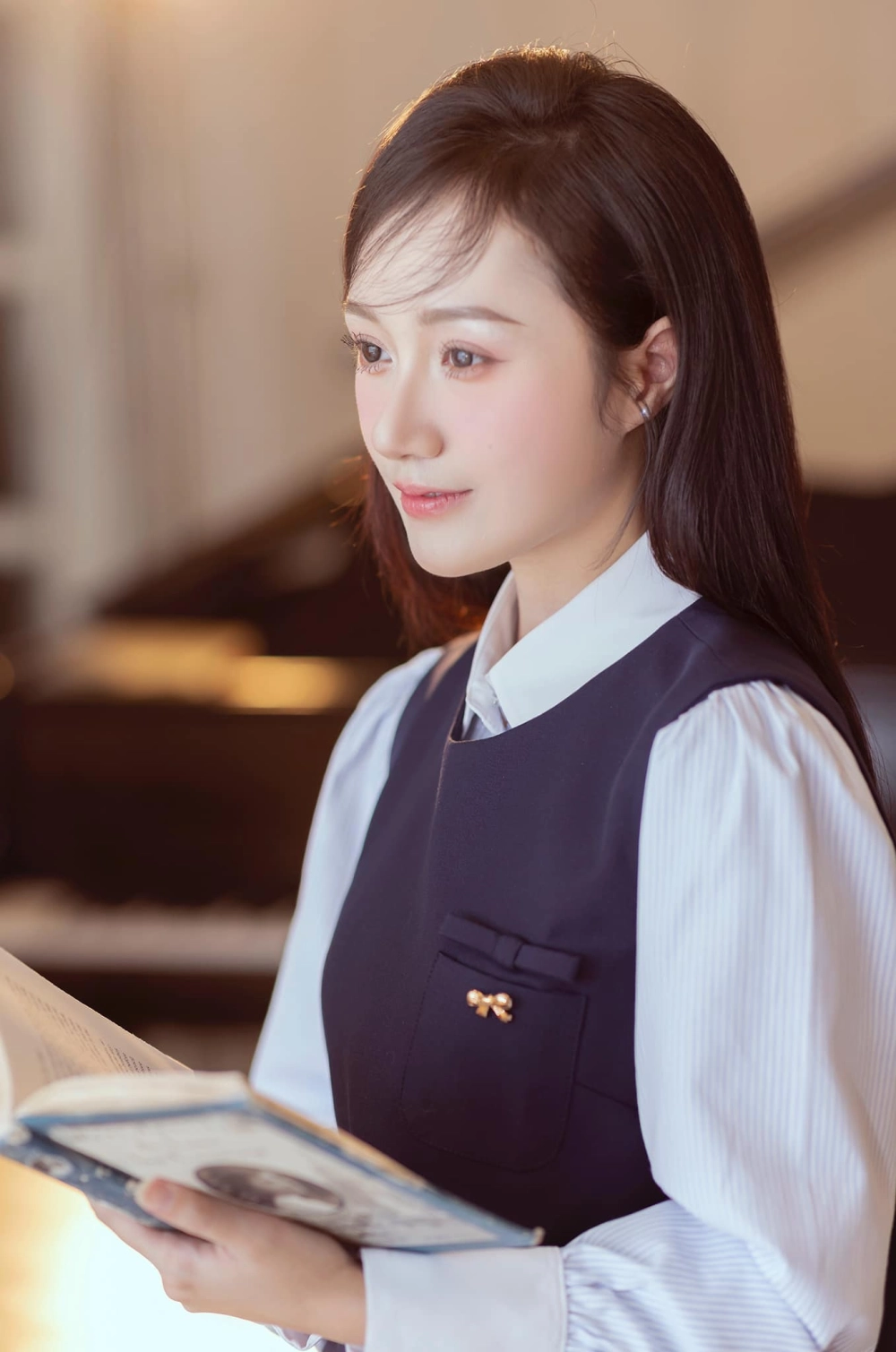 Visual toàn thân rõ chiều cao của chiều cao của Đào Lê Phương Hoa