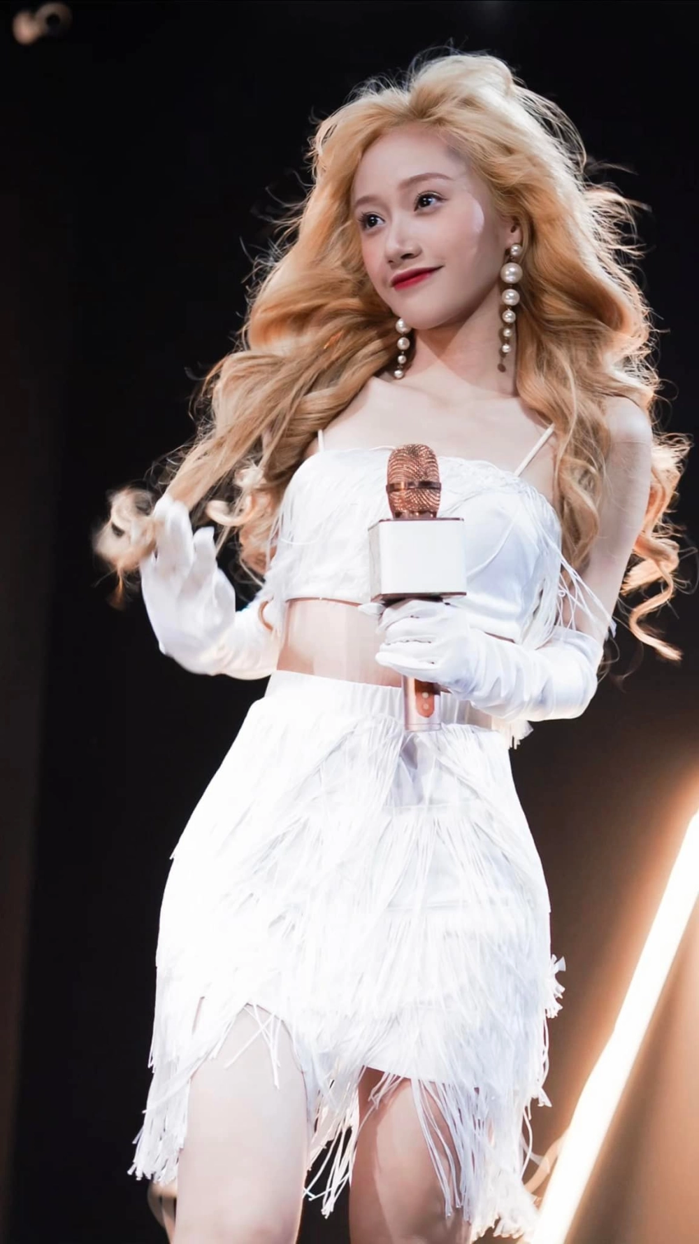 Tinh nghịch đầy cuốn hút từ ảnh gái dễ thương cute