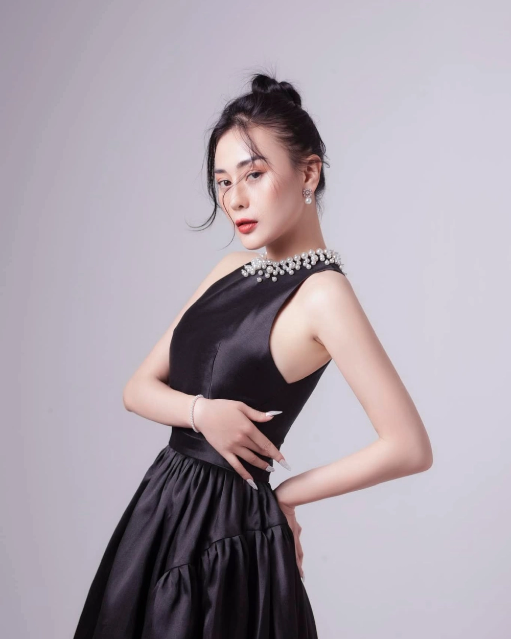 Gây ấn tượng mạnh với hình ảnh gái 2k6 HD tự nhiên chân thực