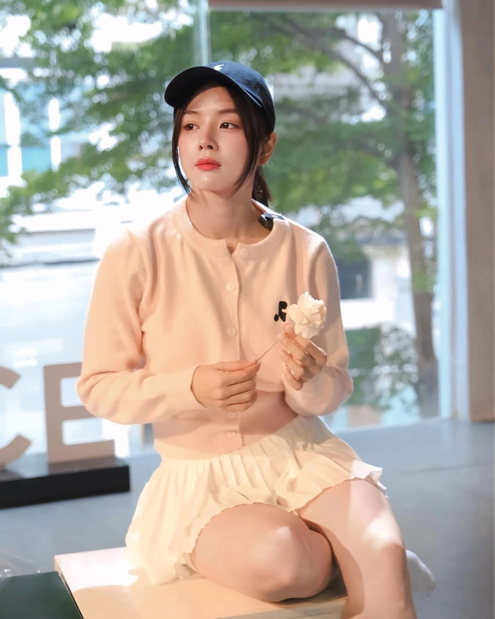 Ảnh gợi tò mò về DJ Mie age thực tế