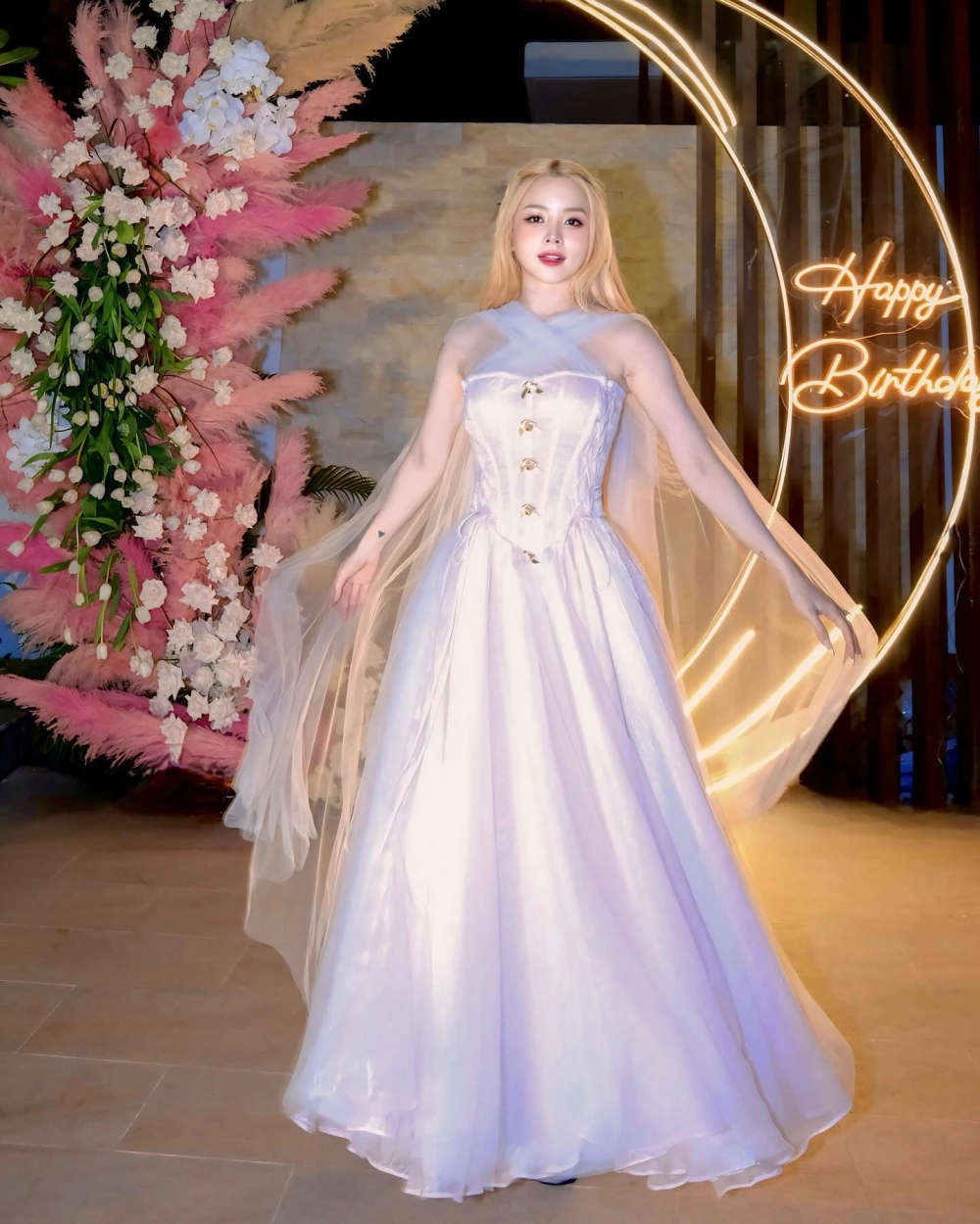 Tô điểm thiết bị với hình nền phô mai que con gái chất lượng cao