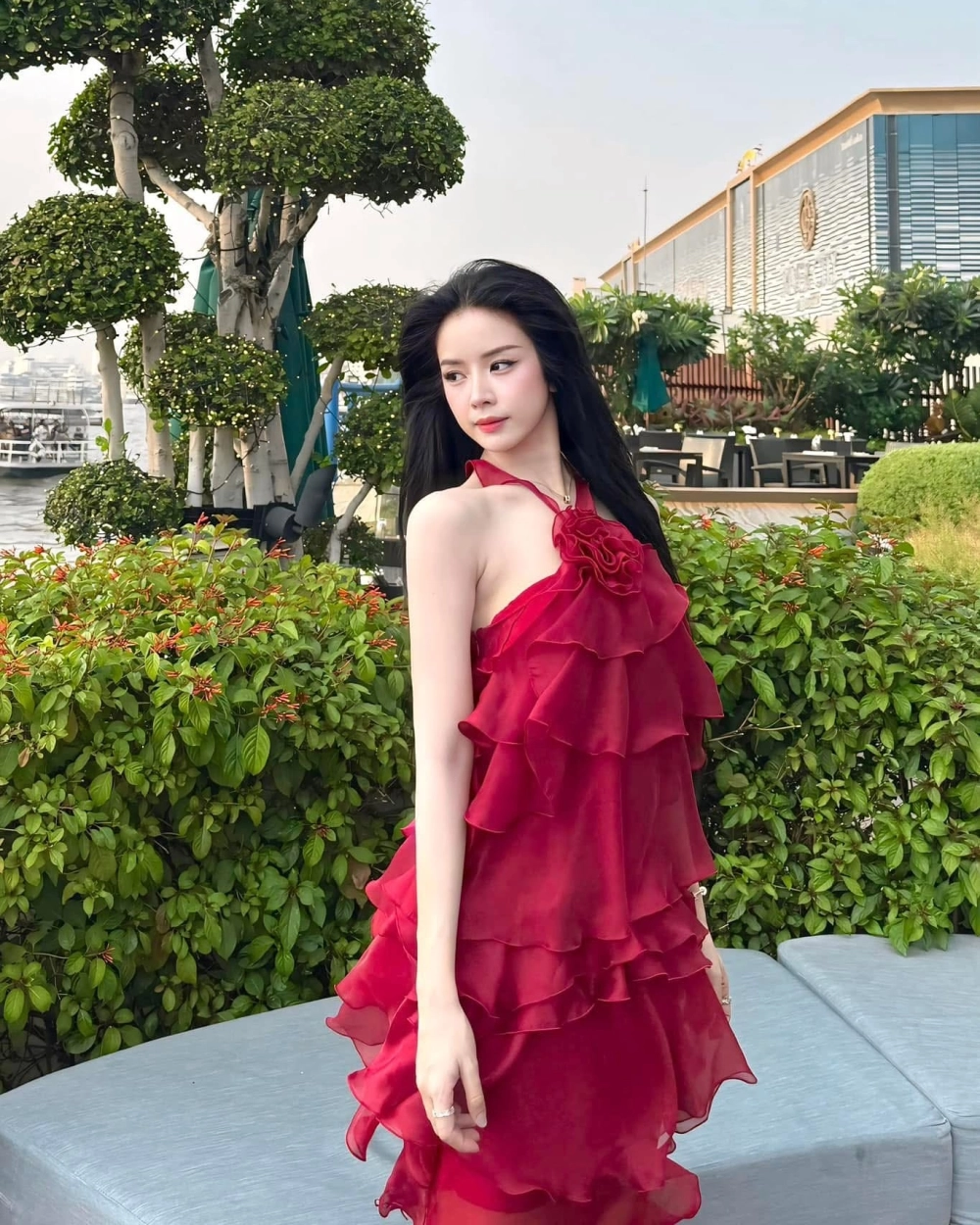 Vẻ ngoài ngọt ngào trong hình ảnh phô mai que con gái đẹp nhất dễ thương