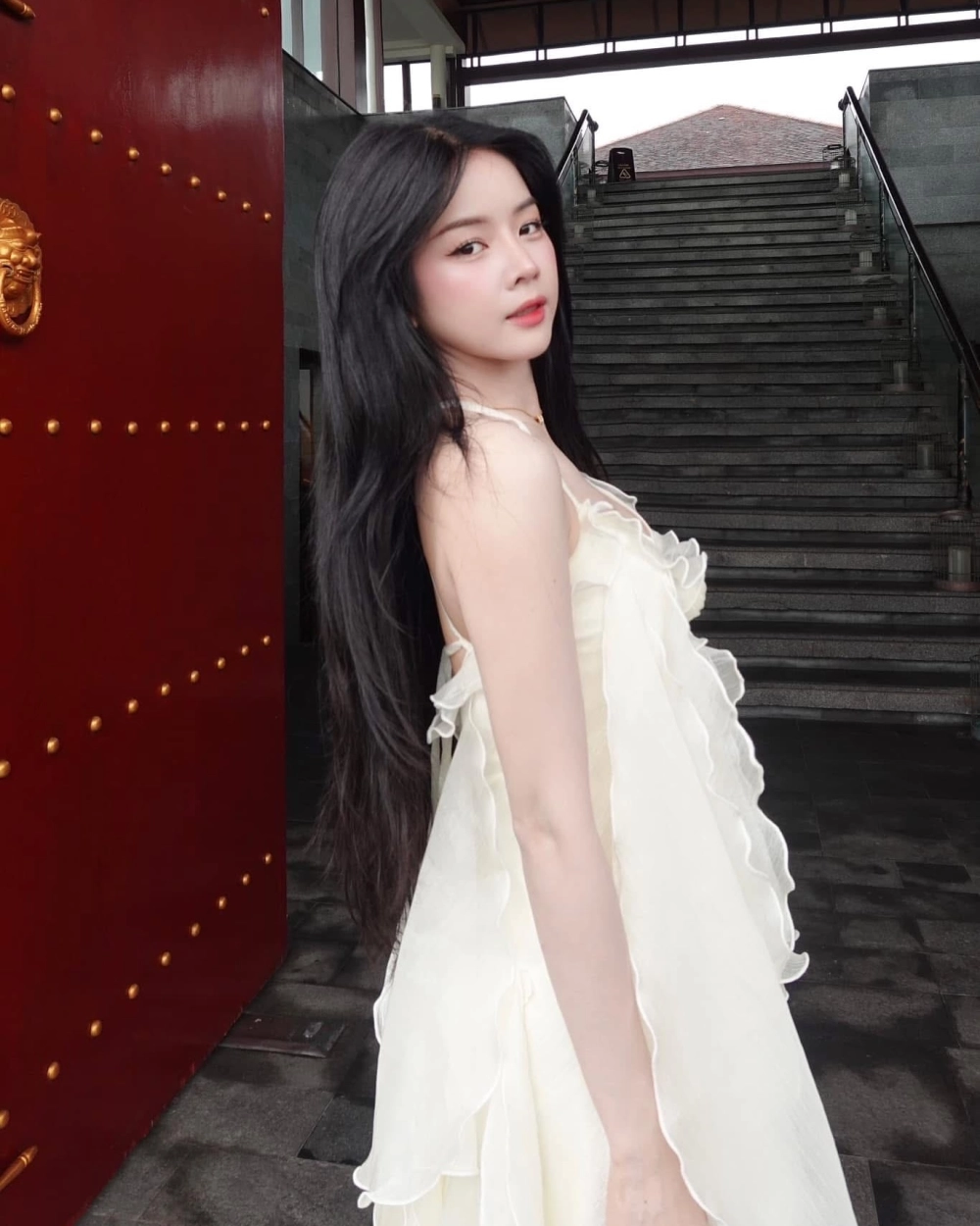 Cài đặt ngay hình ảnh phô mai que con gái đẹp nhất cho máy tính cực xinh