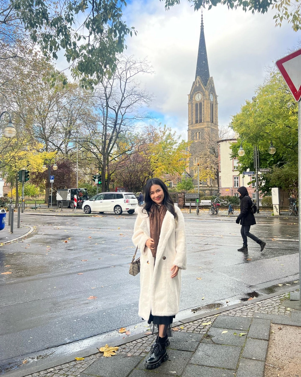 Góc ảnh cực chất tại bar DJ Trang Moon Phương Đông