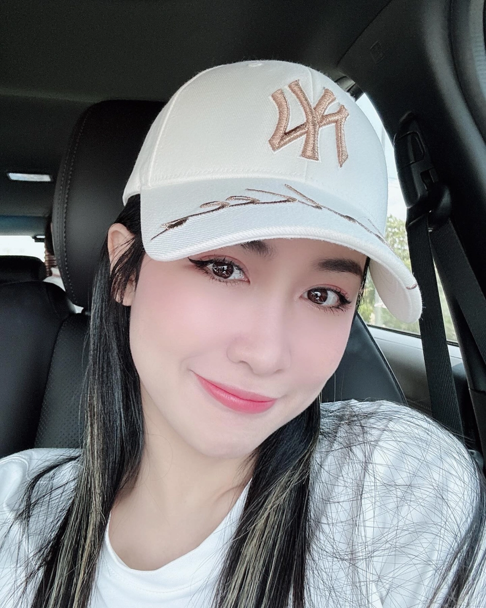 Góc ảnh remix đỉnh cao trong DJ Trang Moon 2022 remix