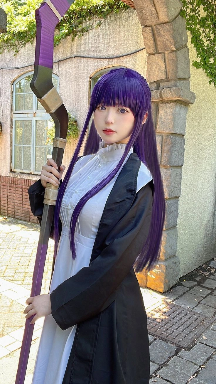 Fern anime cosplay khiến fan trầm trồ từng chi tiết