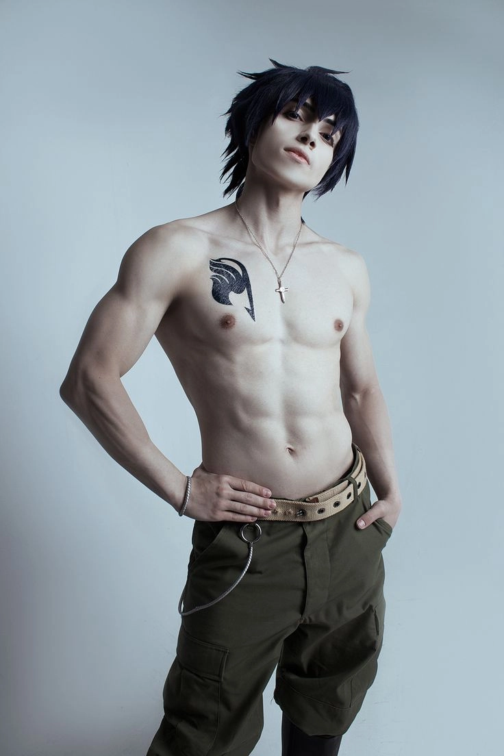 Gray Fullbuster cosplay tái hiện chuẩn phong cách lạnh lùng