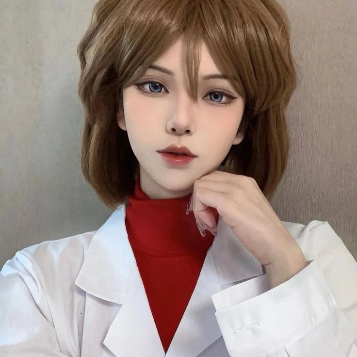Haibara cosplay đầy thần thái khiến fan sửng sốt