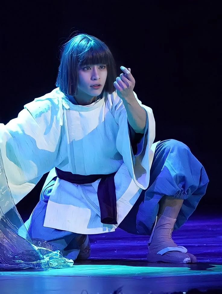 Haku cosplay tái hiện vẻ đẹp thần thoại cuốn hút