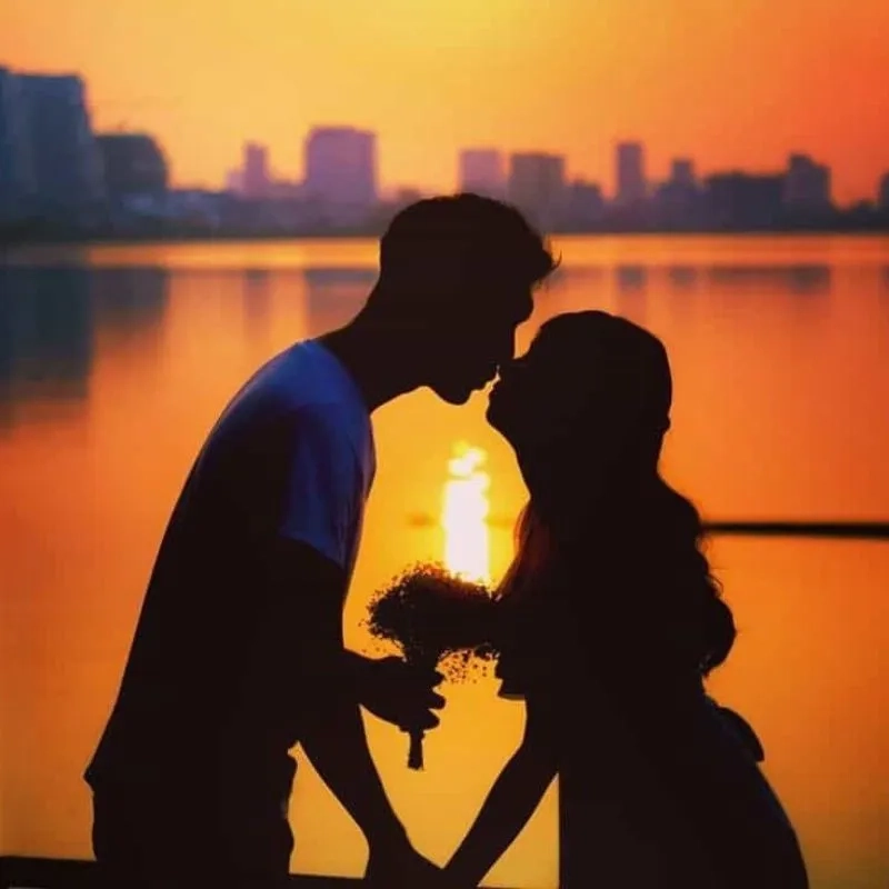 Chia sẻ ảnh cặp đôi đang yêu nhau ngọt ngào
