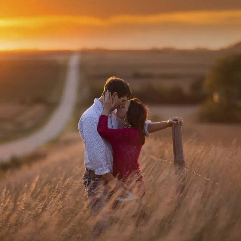 Ảnh buồn cặp đôi yêu nhau khiến tim đau nhói