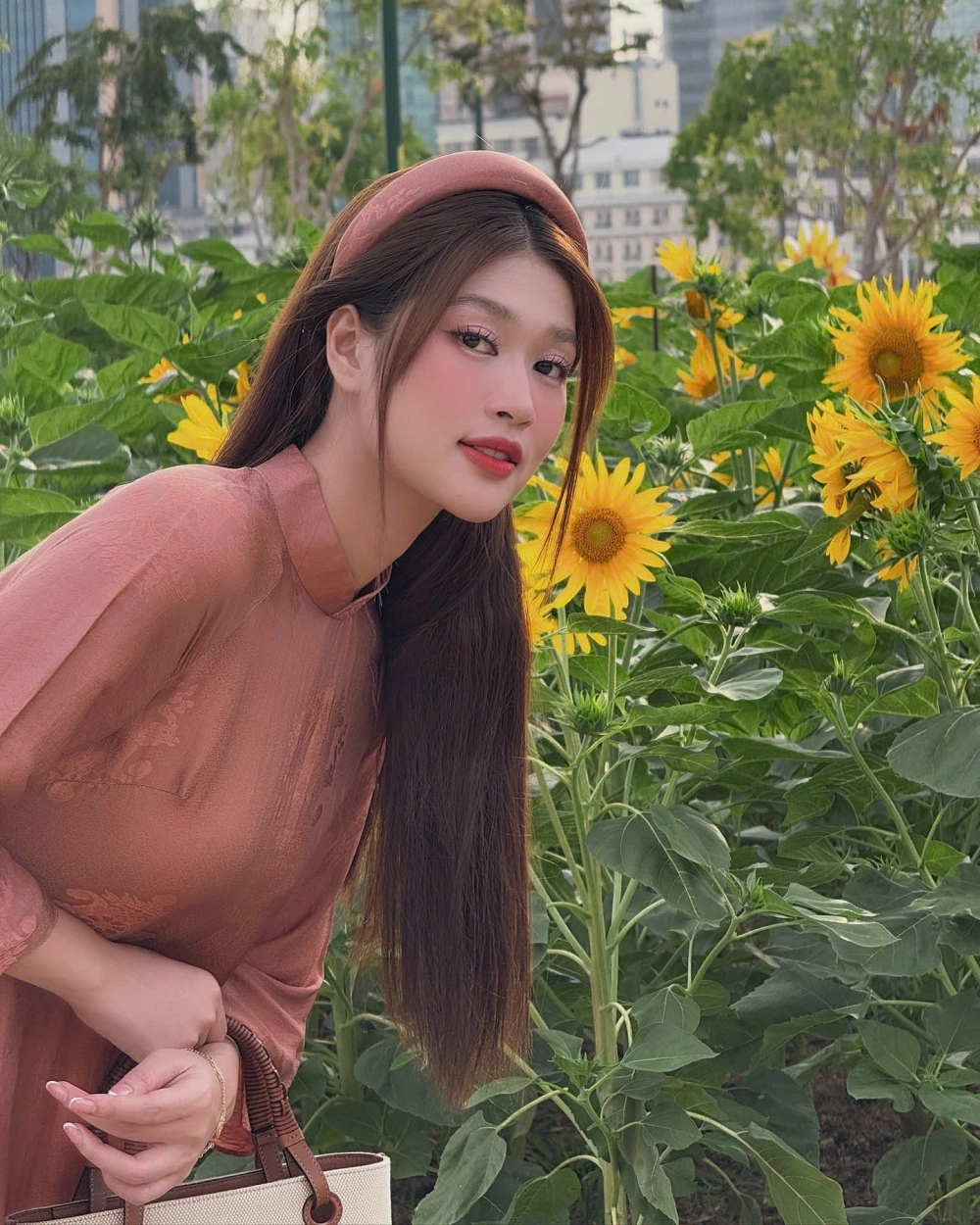 Trải nghiệm hình ảnh sắc nét cùng download ảnh Hot Girl 4K