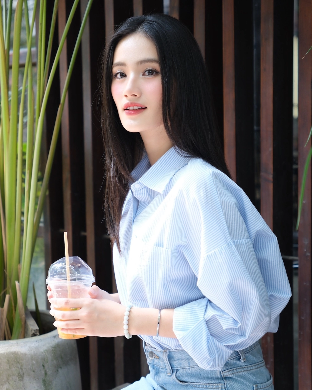 Hình ảnh gái 2k5 đẹp nhất cho điện thoại siêu đáng yêu