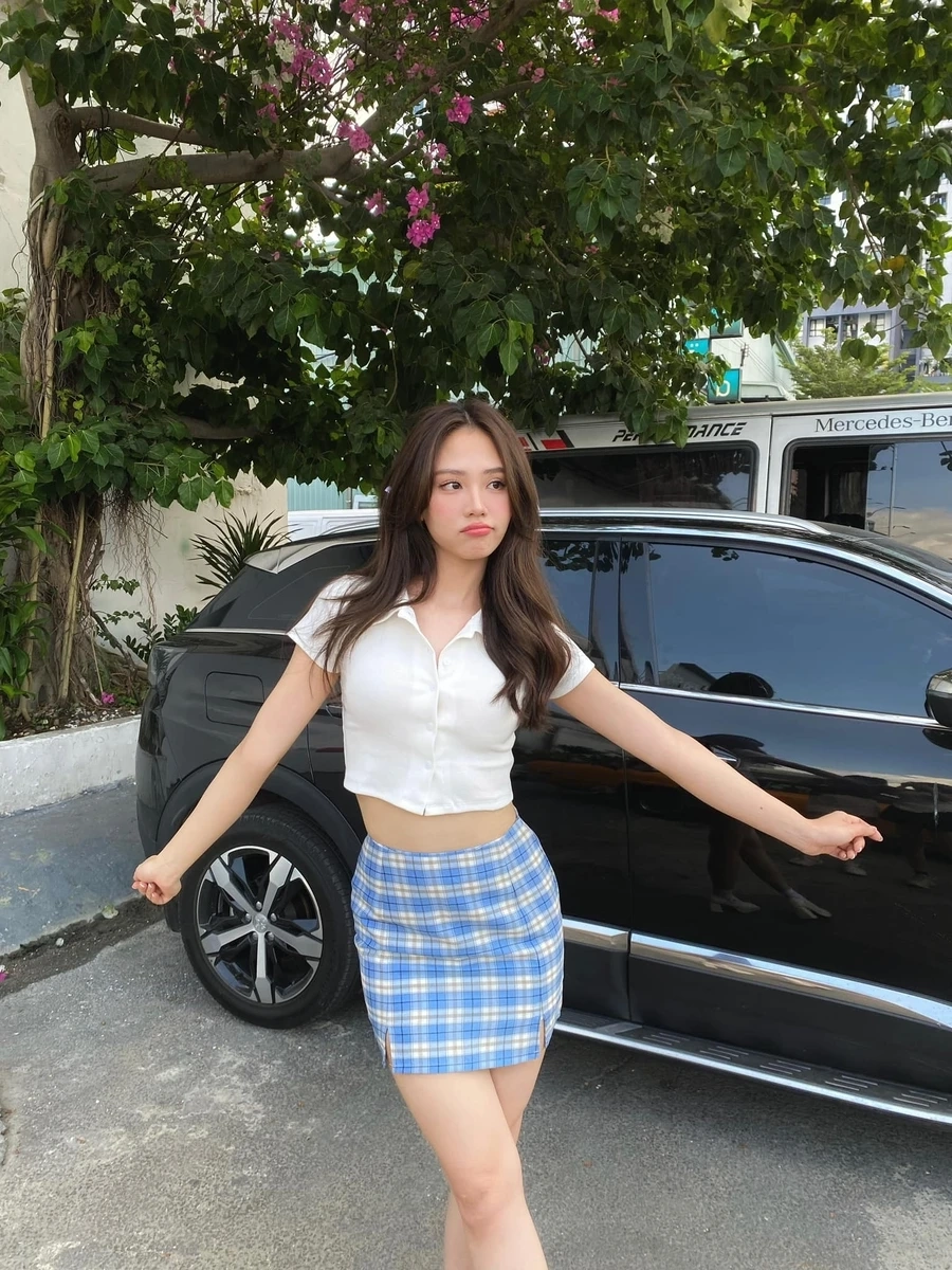 Body chuẩn sang trọng của Huỳnh Nguyễn Mai Phương cao