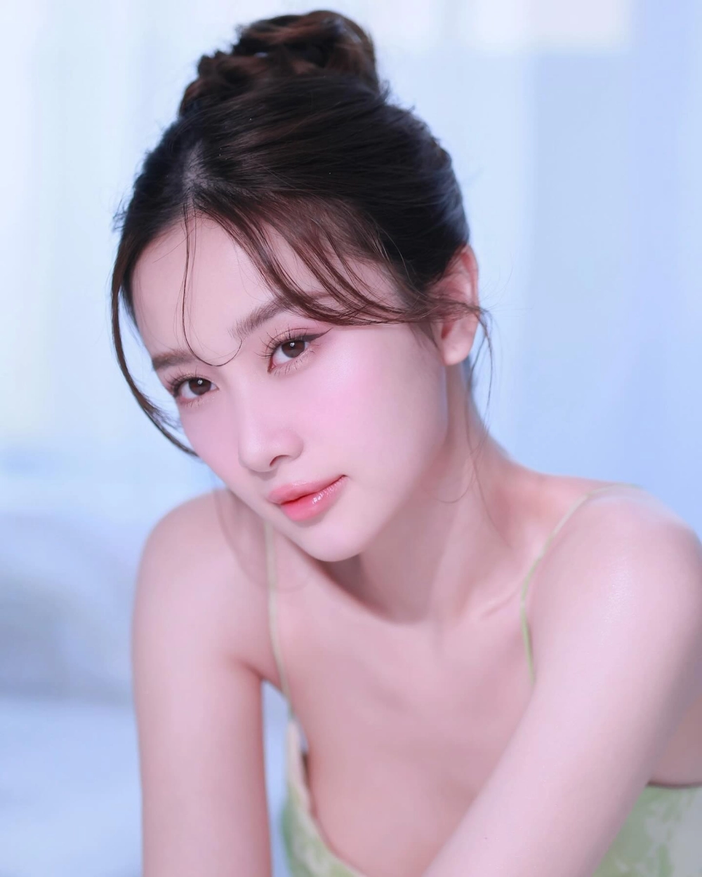 Nhí nhảnh dễ thương qua ảnh gái đẹp 2k12