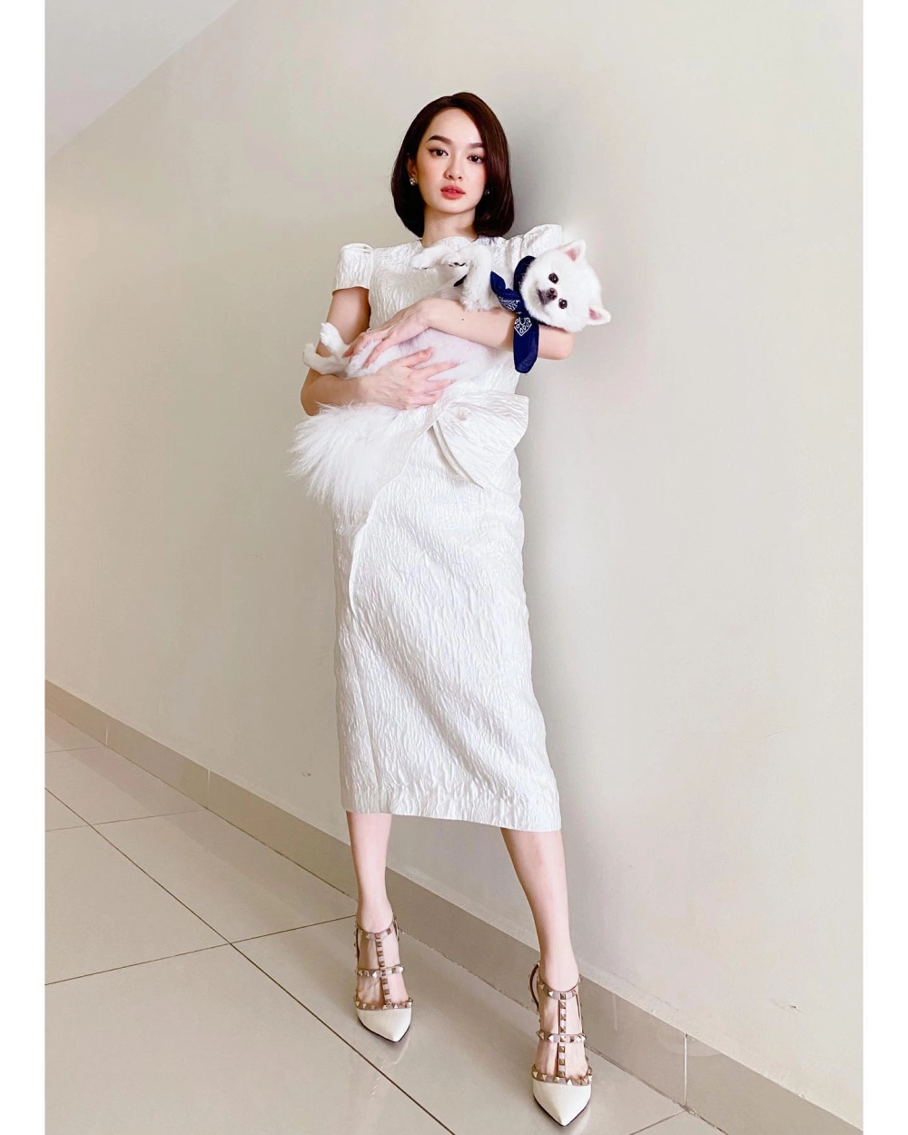 Visual cuốn hút giải thích rõ Kaity Nguyễn là ai