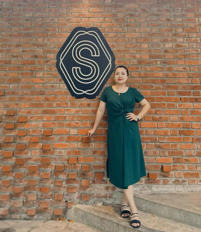 Thư giãn cùng hình ảnh cô gái mập dễ thương vẽ tay miễn phí