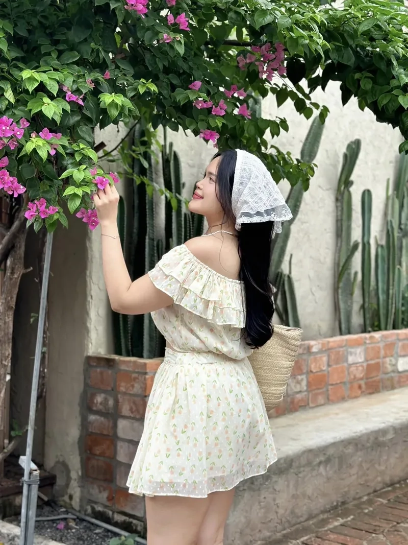 Trang nhã và nổi bật với hình nền cô gái mập dễ thương sắc nét cho máy tính