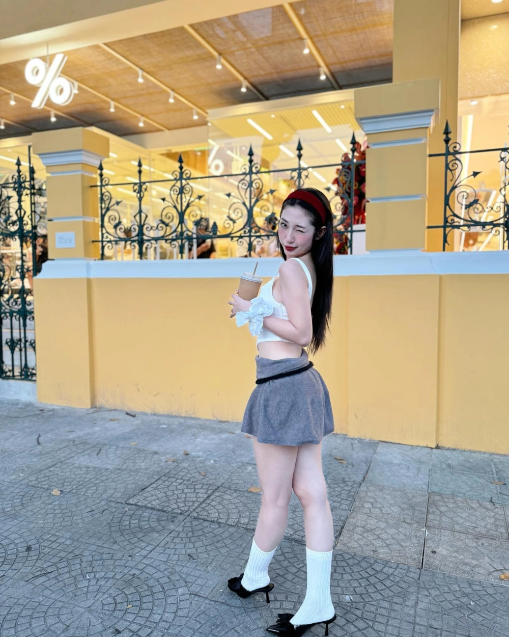 Visual thổn thức đúng chất nhớ lắm Khổng Tú Quỳnh