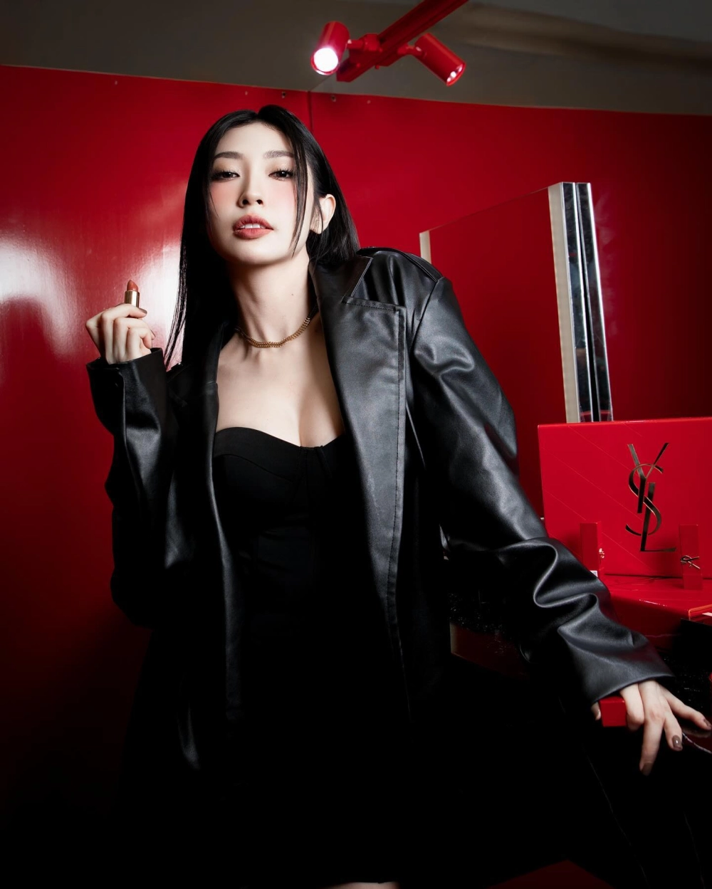 Beat chợt hay khiến người nghe thích Khổng Tú Quỳnh karaoke