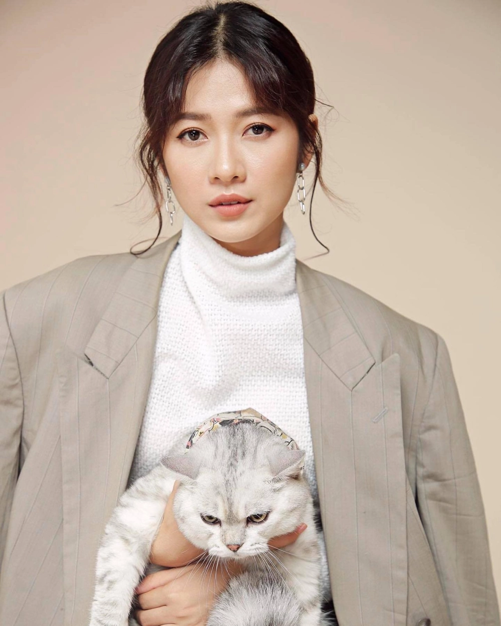 Visual duyên dáng và đậm chất truyền thống của Kiều Oanh