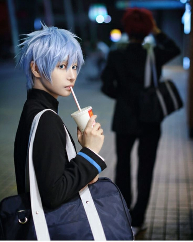 Kuroko no Basket cosplay mang thần thái đúng chất sân bóng rổ