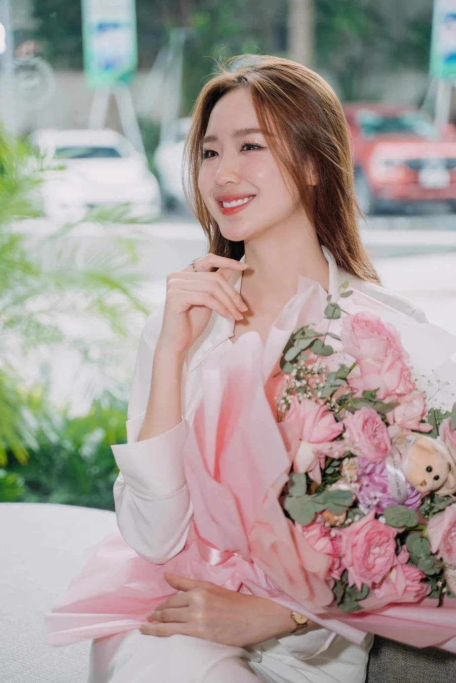 Vẻ đẹp nữ tính phủ nhận mọi tin đồn Lê Nguyễn Bảo Ngọc chuyện giới