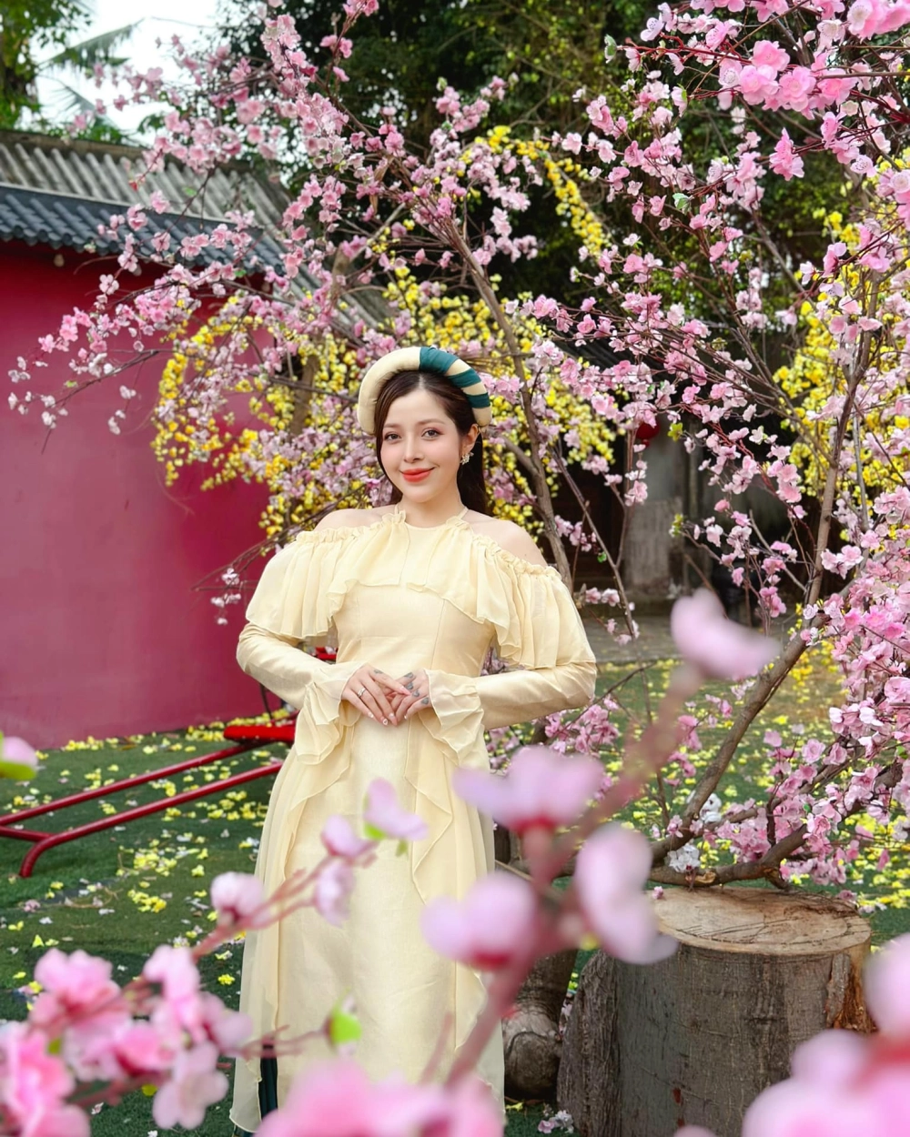 Khoảnh khắc nổi bật trên nền Tiktok Linh Barbie thu hút hàng triệu view