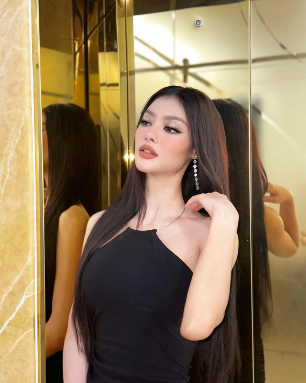 Cập nhật hình nền gái 2k5 cho máy tính đầy sức hút