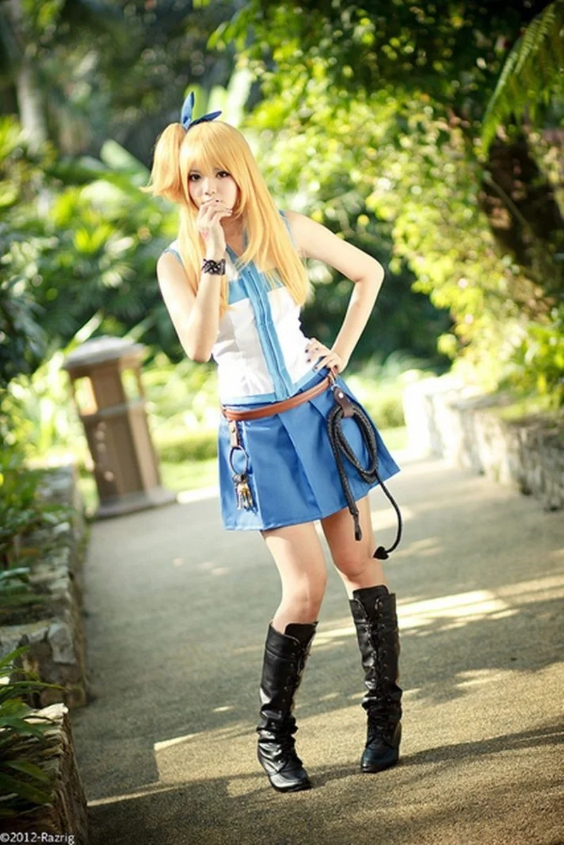 Cosplay Lucy Heartfilia nổi bật nhờ trang phục và thần thái