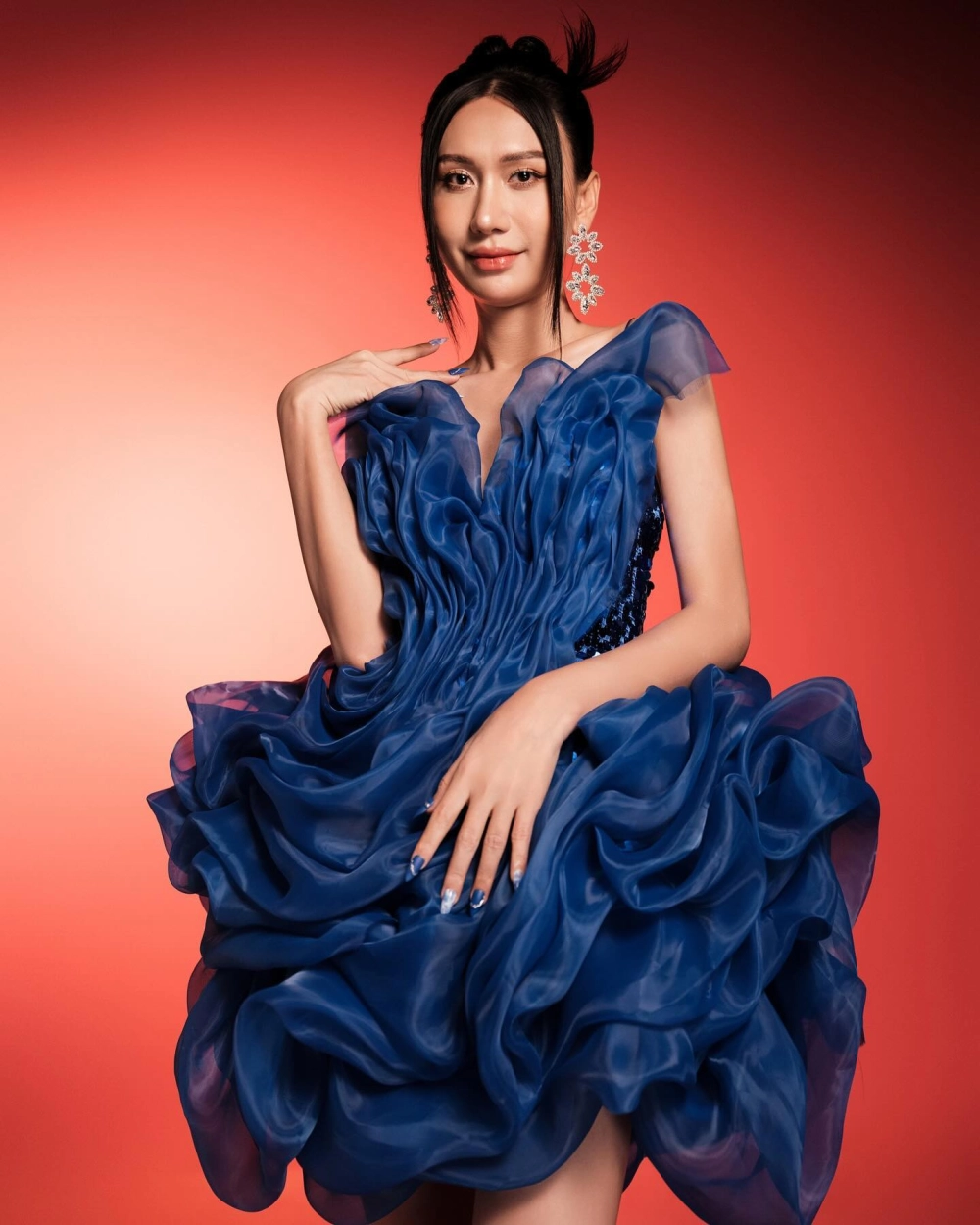 Ảnh chia tay lặng lẽ mang âm hưởng tạm biệt nhé Lynk Lee